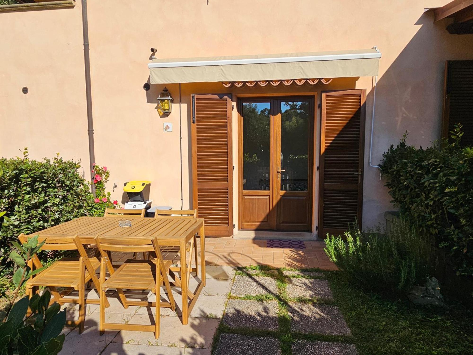Matteo'S Apartments Guardistallo Exterior photo